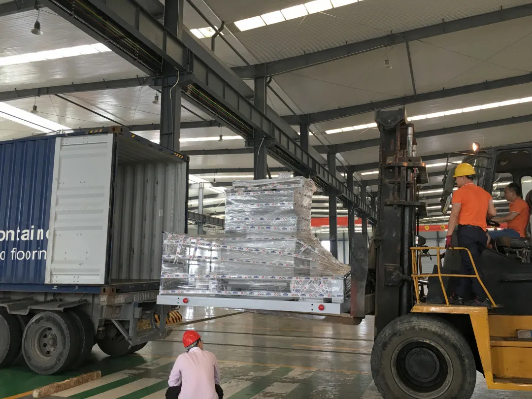 项目发货|K8凯发QT6全自动砌块成型机生产线发货乌拉圭，助力市政建设！