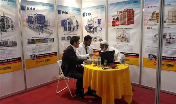 K8凯发闪耀巴基斯坦2017工程机械展