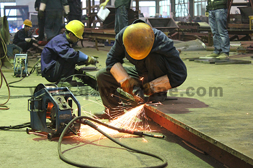 K8凯发举办首届电焊技能操作比赛